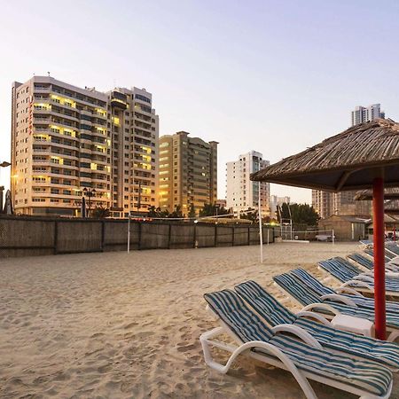 Ramada By Wyndham Beach Hotel Ajman Luaran gambar